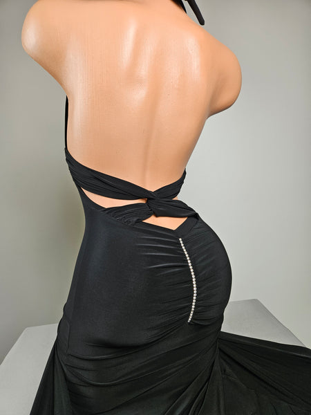 Black Gown w/ Criss Cross Back (Small)