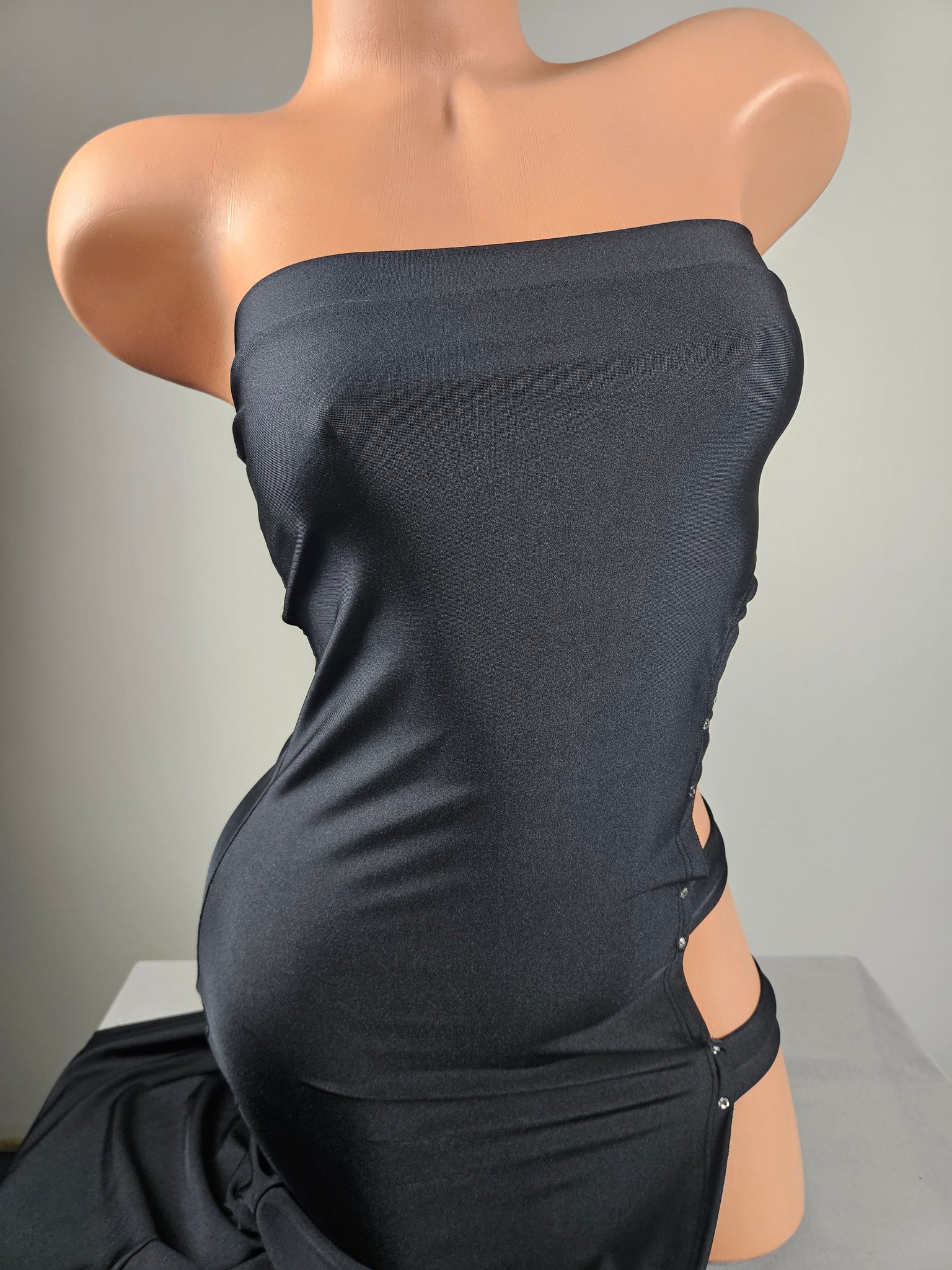 Black Strapless Gown w/ Cut Out Side Straps